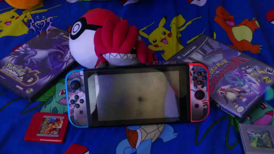 What would you play with first in the gamer girl's retro collection room? [T] by RTXSonia