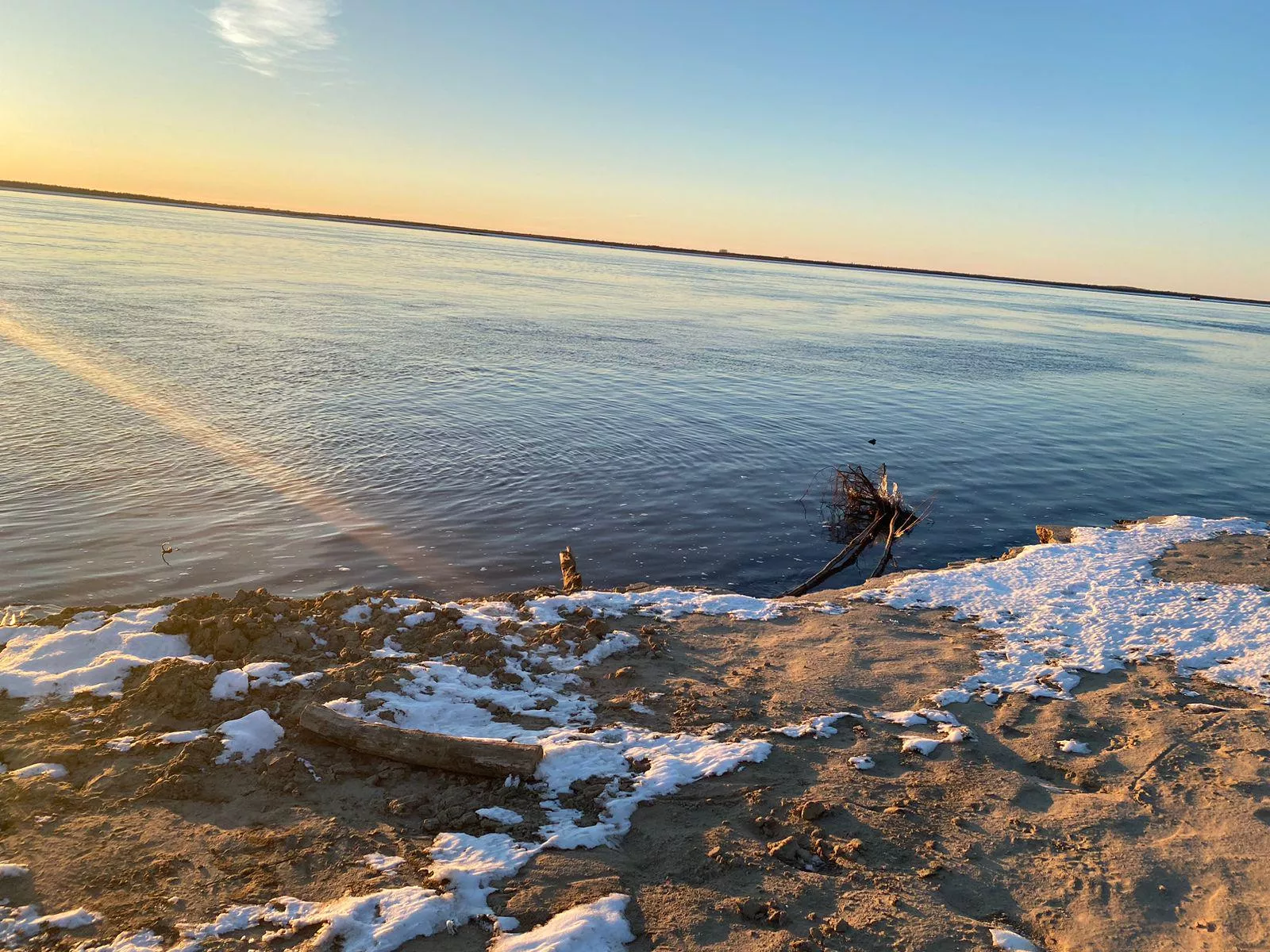 Winter beach posted by Tangcityshop