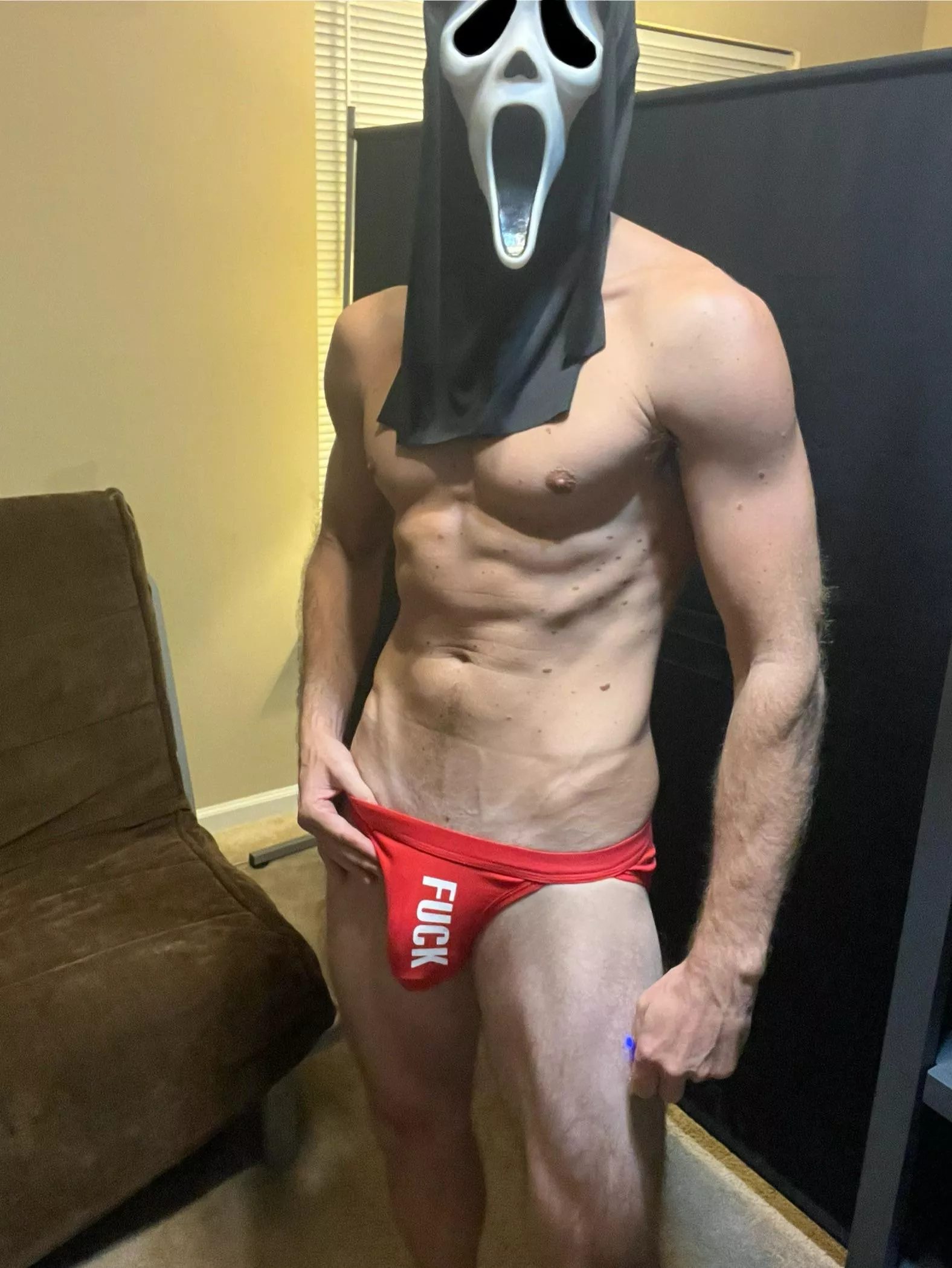 (29) I need a bottom that isn’t afraid to scream  posted by turb0farm