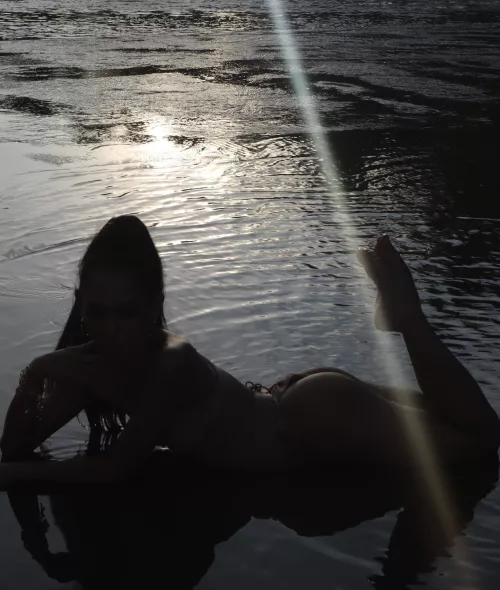 Arching foot for the boys 🫦 by badgalkemmy