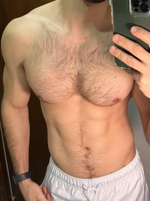 Big, squishy pillows to worship 🔥 by calebpec