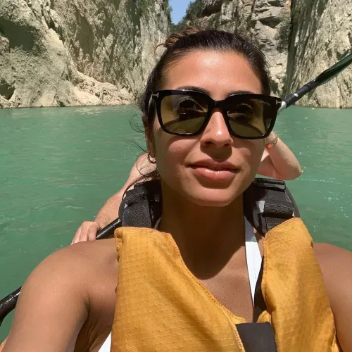 Capturing the vibe, feeling the moment by curvy_babygirll