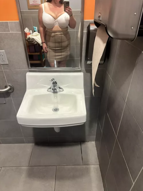 Changing from my work clothes to my gym clothes by DaliaJade