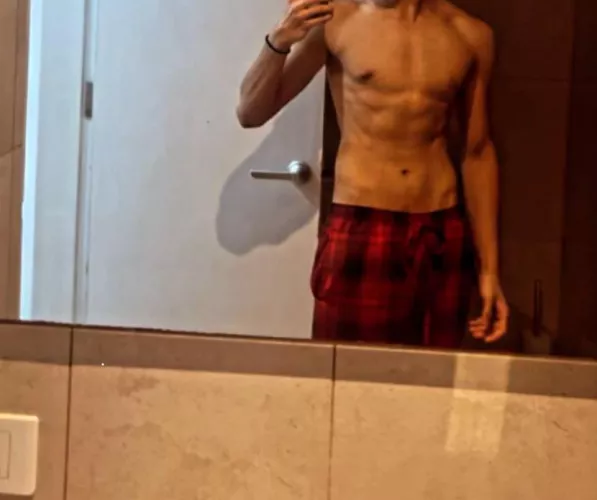 desi fag looking to be owned by a fit bro hmu by mindypuri