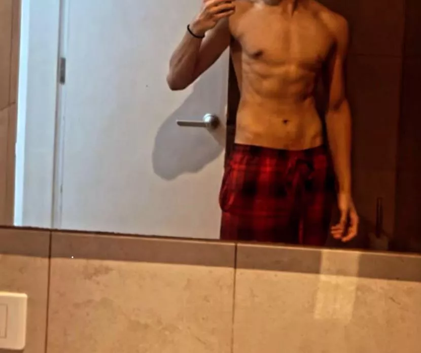 desi fag looking to be owned by a fit bro hmu posted by mindypuri