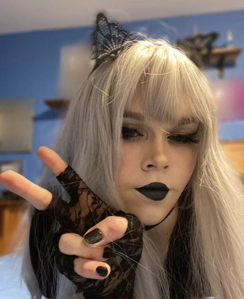 Dressing goth is always so fun posted by Dry-Apple2493