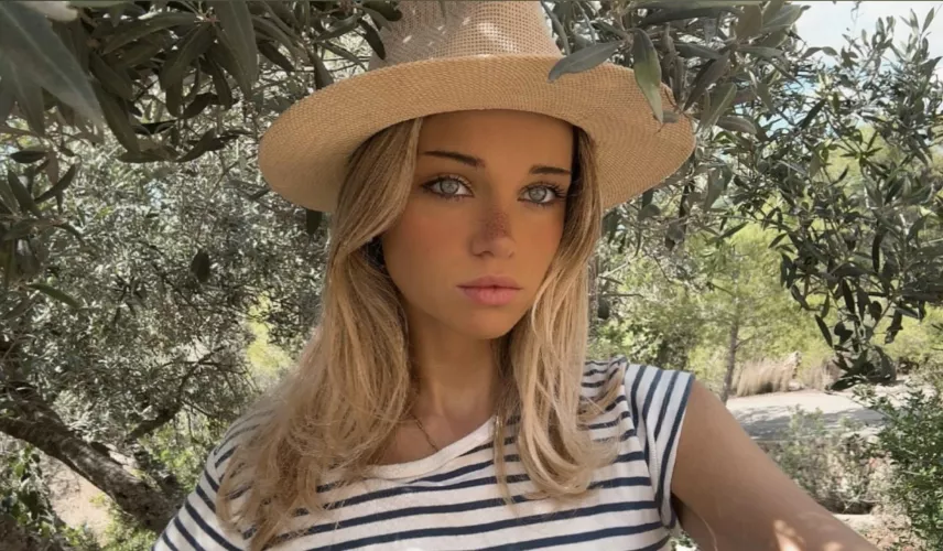 Estelle Ogilvy  by tumblrvogue