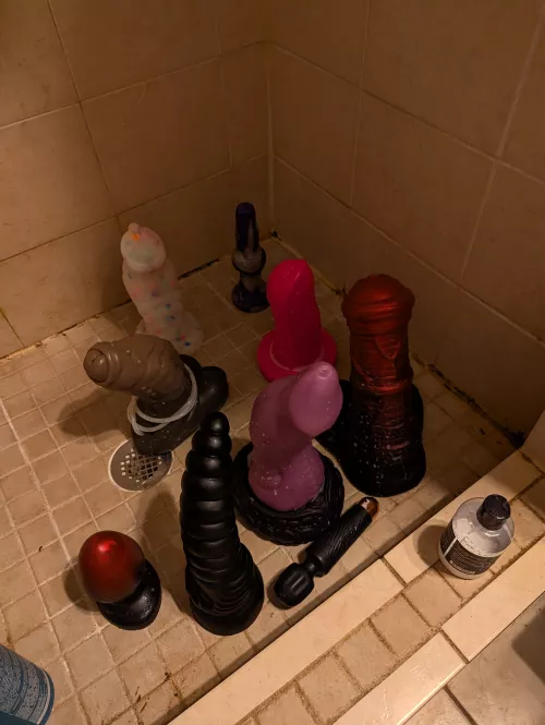 Finally fit all of my biggest dildos by Sleepylilfawn