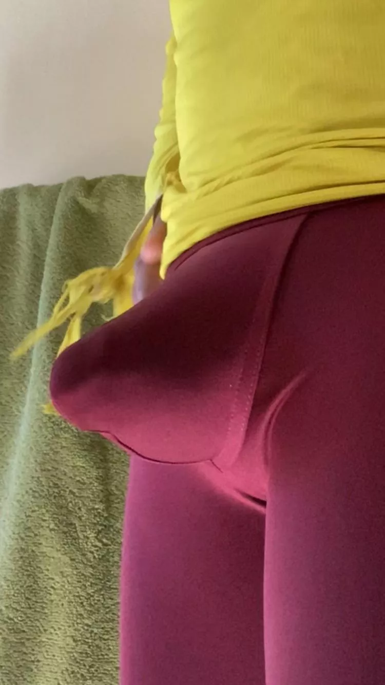 fire bulge 🔥 posted by elsharkus