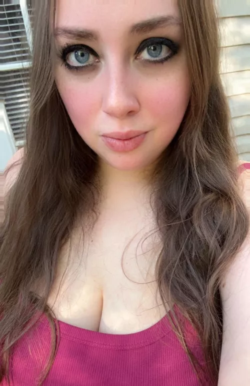 Happy Saturday 🤗 by JezebelPhoenix69