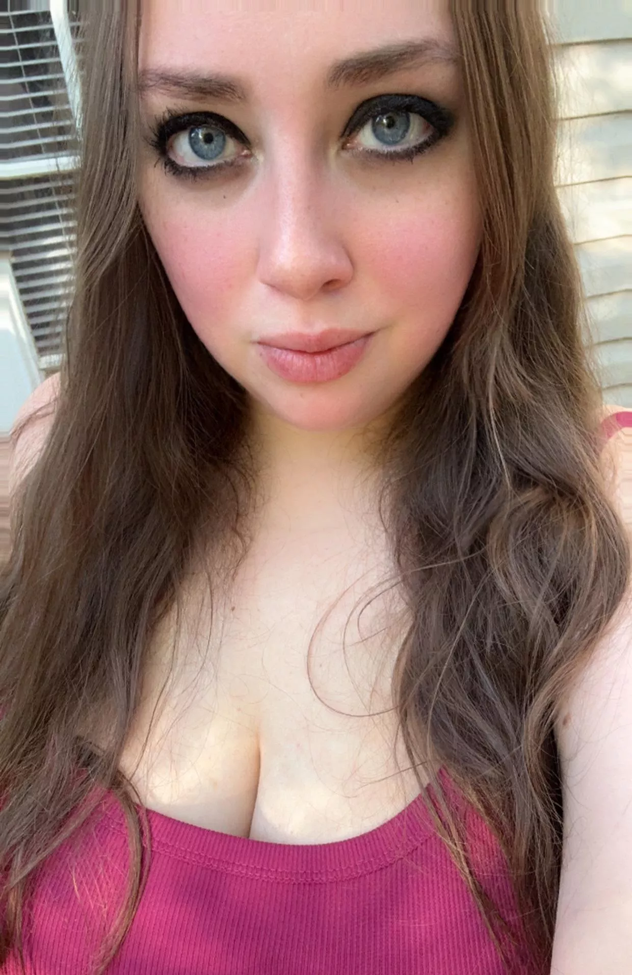 Happy Saturday 🤗 posted by JezebelPhoenix69