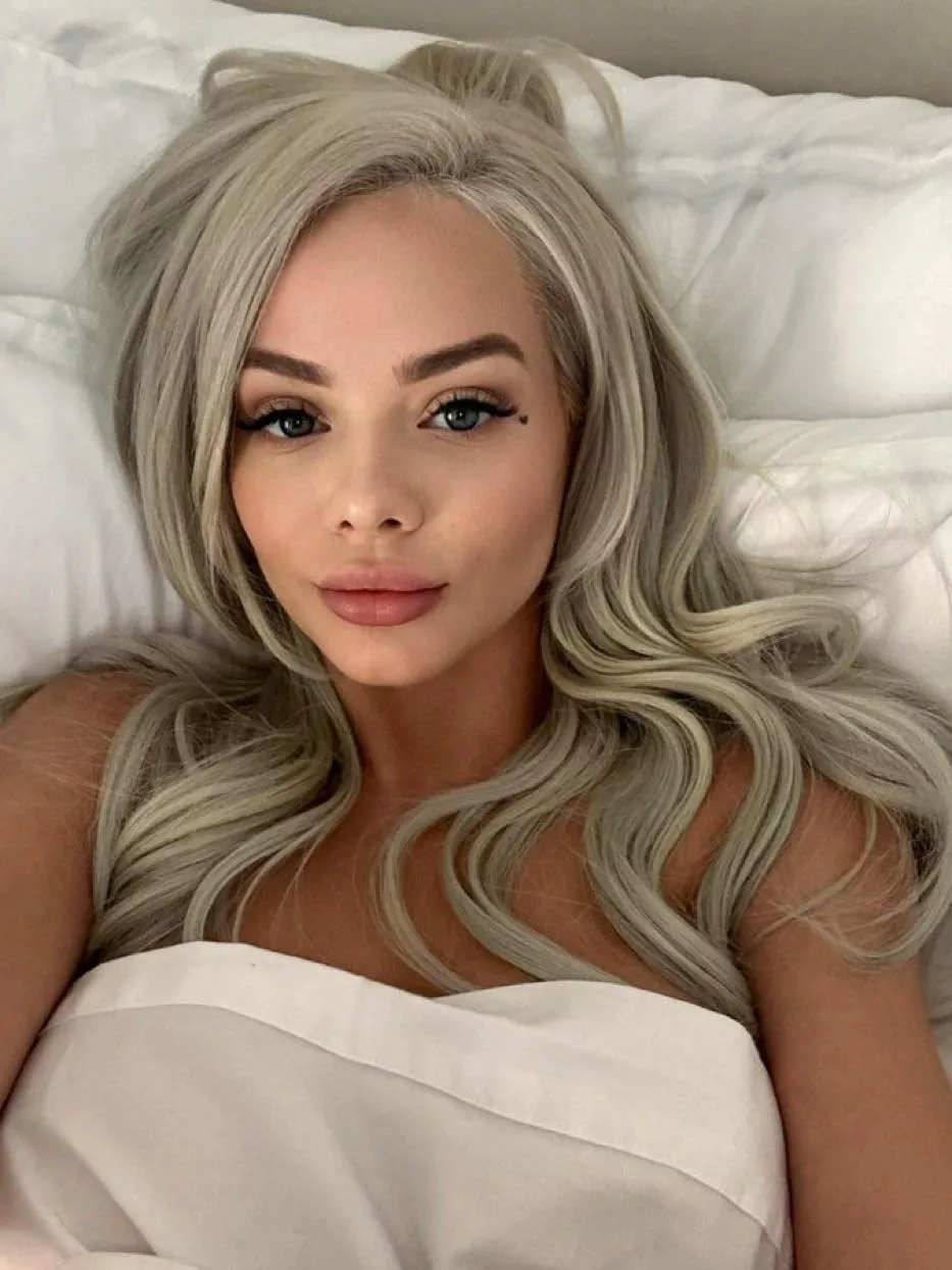 Her cuteness  posted by inxt3