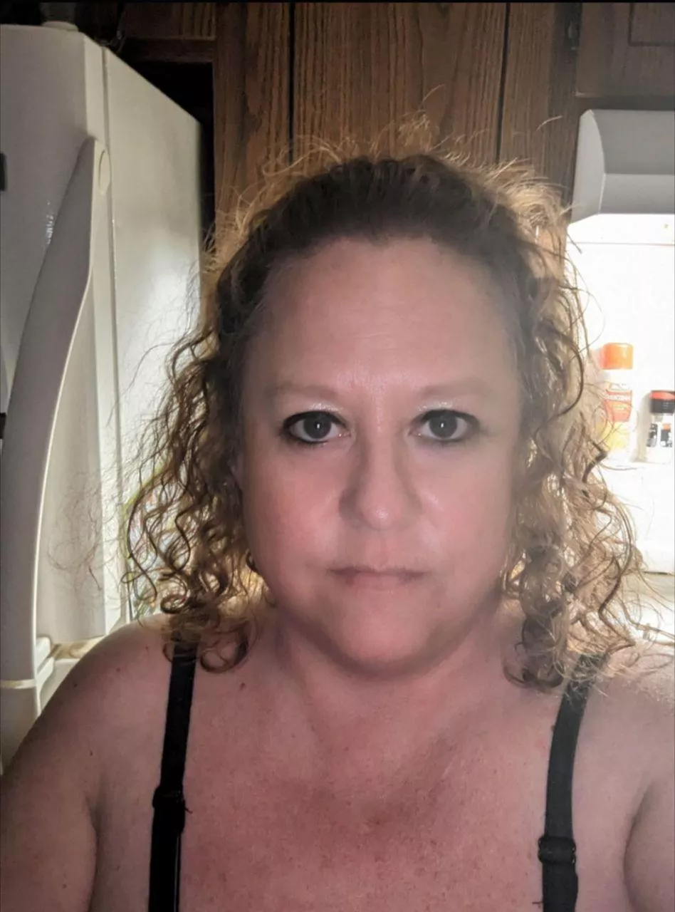 Heya good lookin', whatcha got cookin'? posted by Limp-Negotiation5960