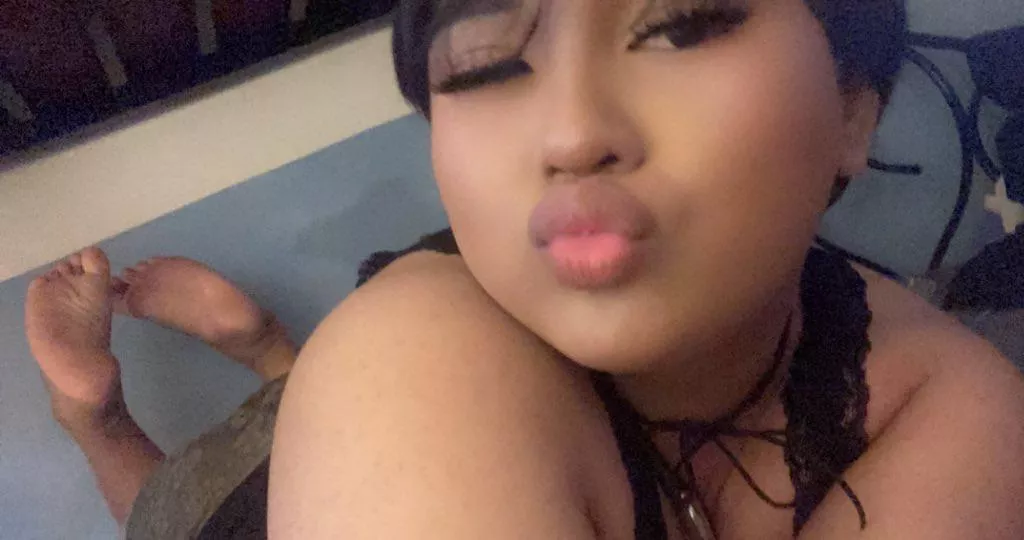 hi everyone :3 posted by ibae_u