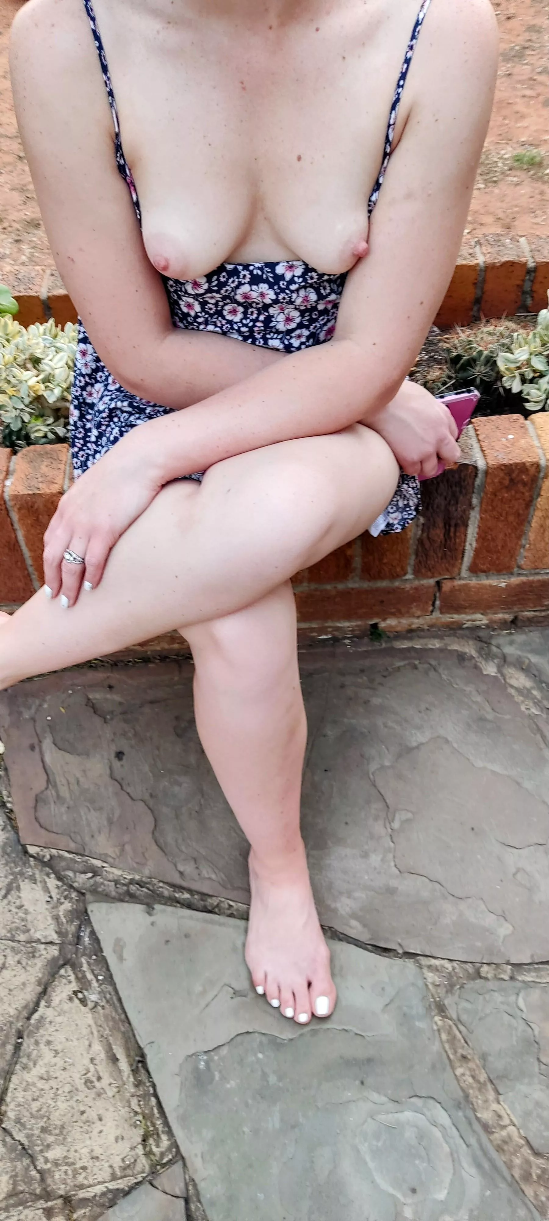 Hou jy van my wit toonnaels?  posted by Southafricafootfaery