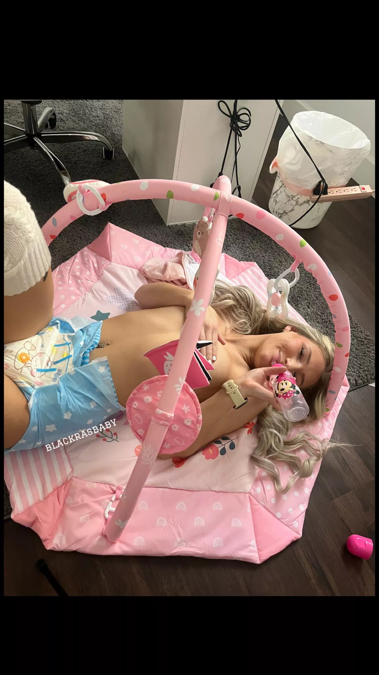 how I spent my morning ☀️ posted by Icy_Creme_158