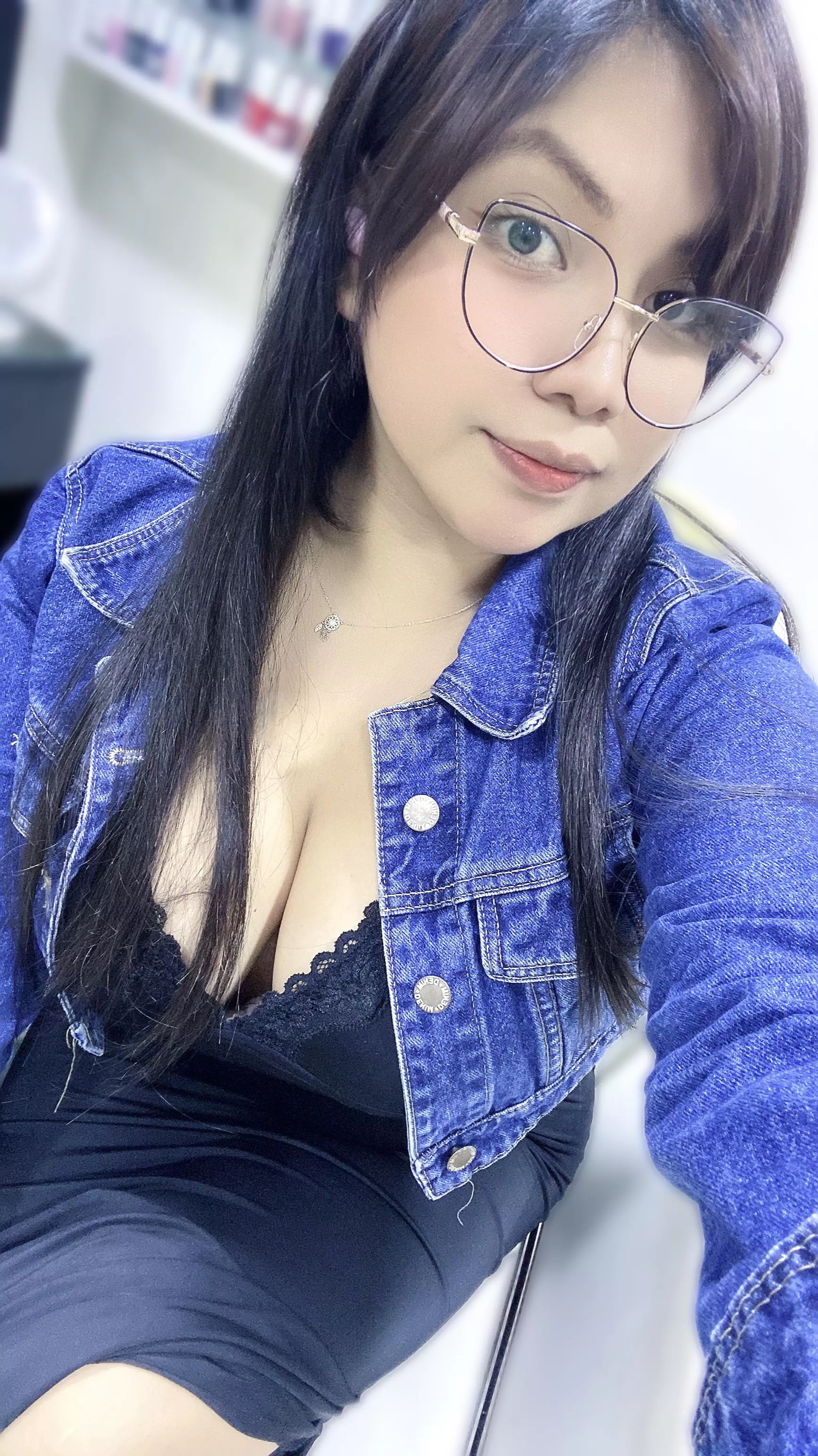 I dare you to only focus on my face posted by SexyAzucena