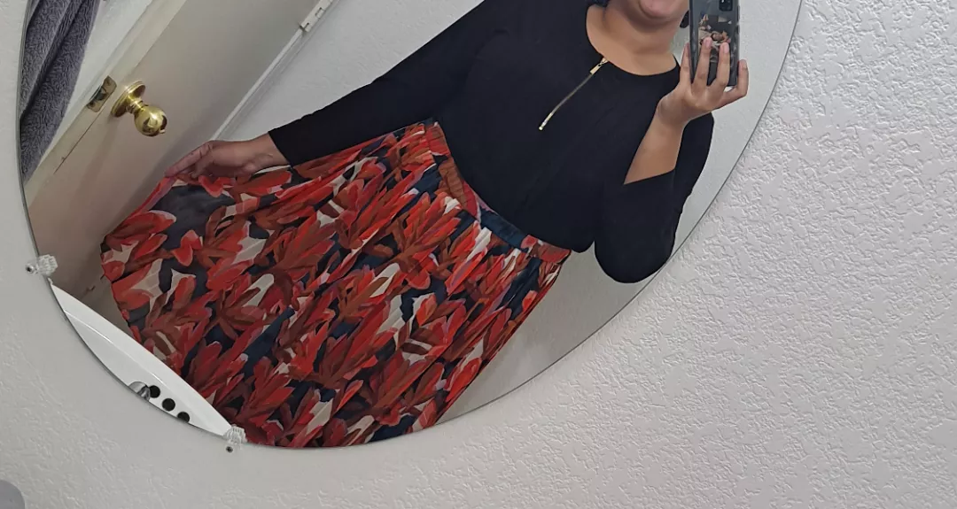 I feel kind of witchy in this outfit lol posted by Ellieerotica2