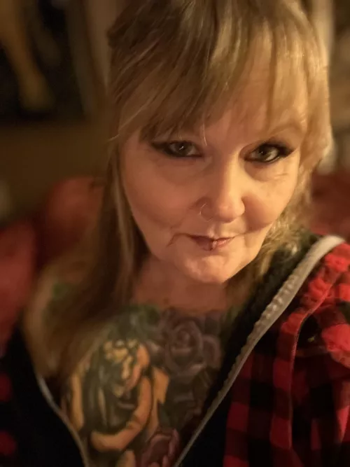 I got my eyes on you by Clairedelune2012