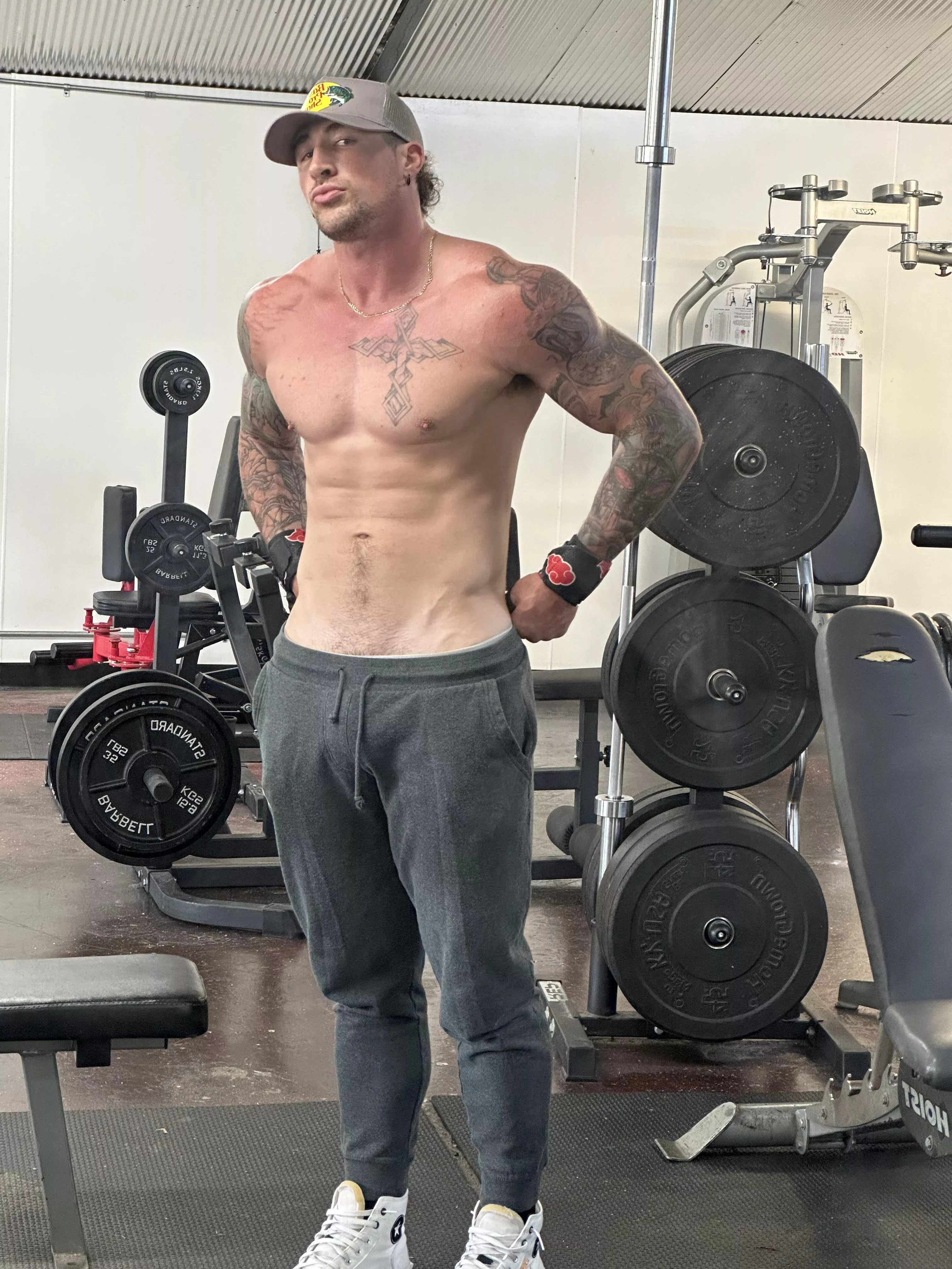 I may or may not have taken care of myself in the gym bathroom today (29) posted by AtlasGaines