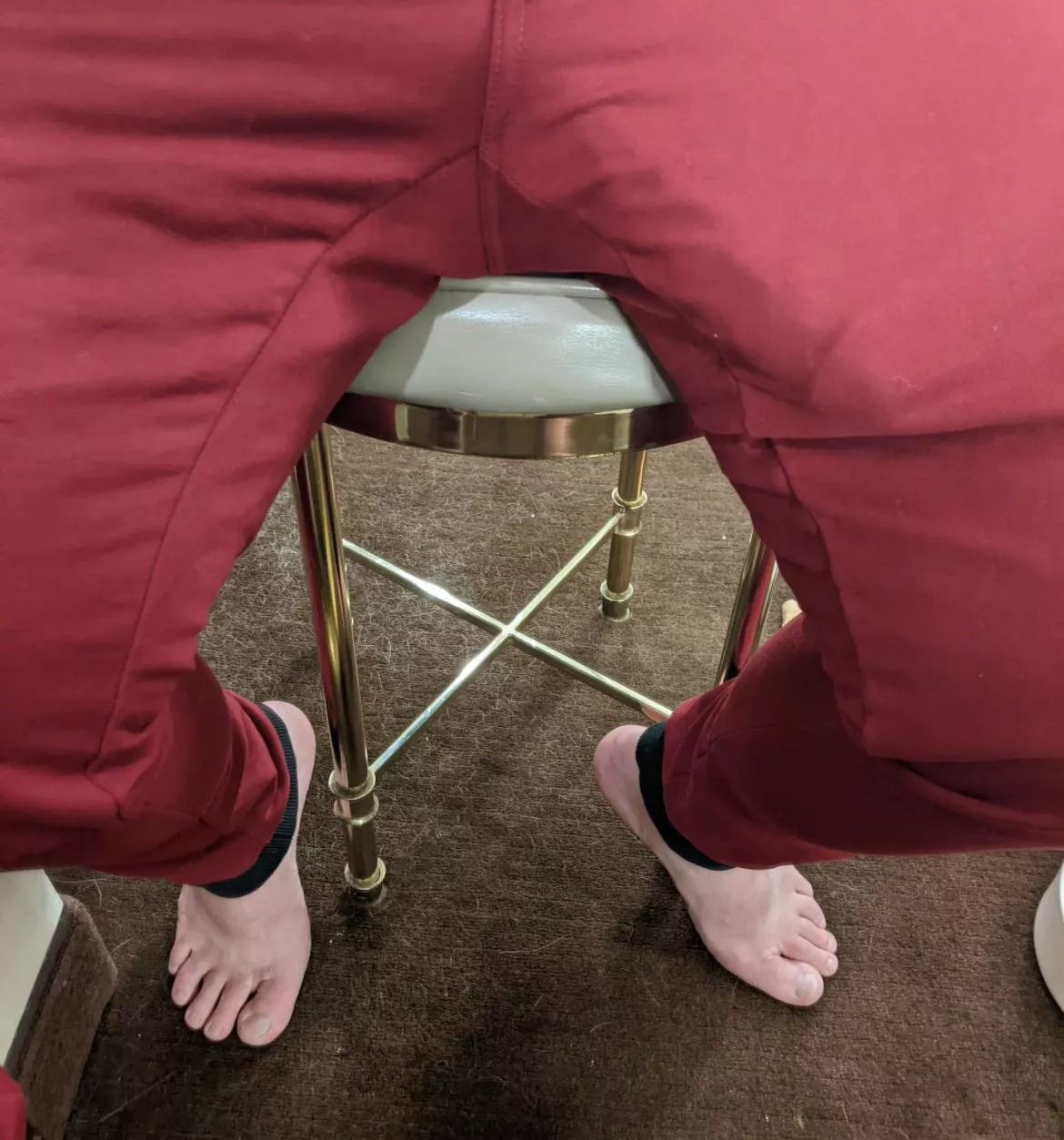 I’m loving the outline I get in these track pants. posted by Flat-Ear-9199