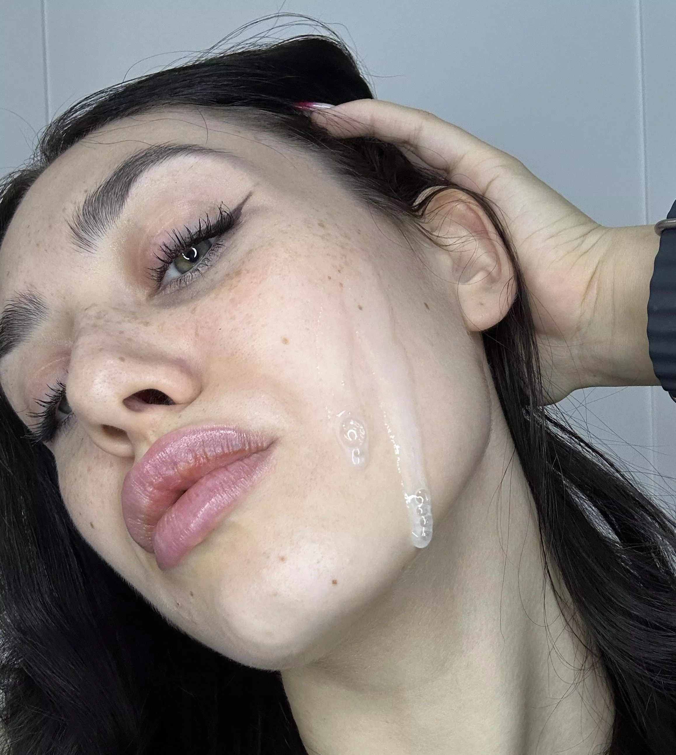 it makes me smile to have cum on my face posted by meledylove