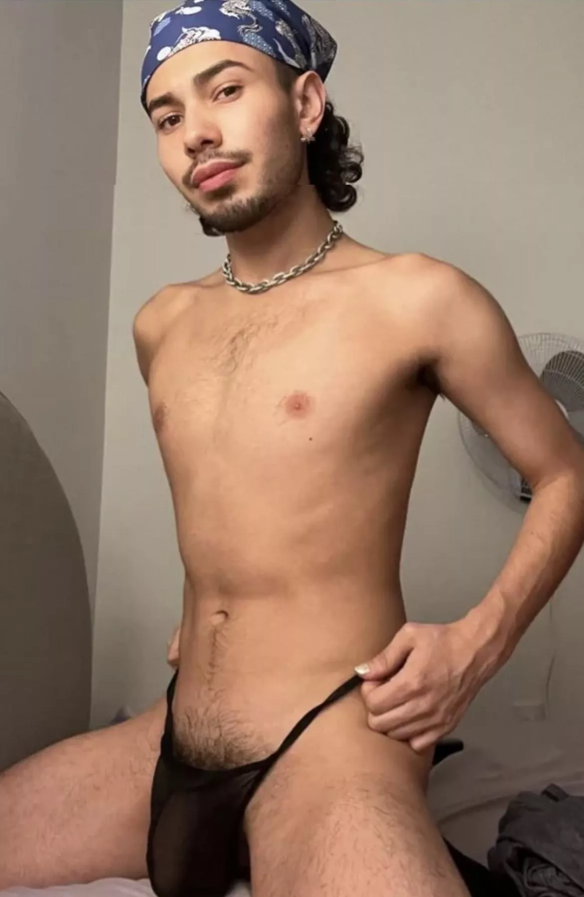 jorgeous uncropped posted by MOMOxKAWAII