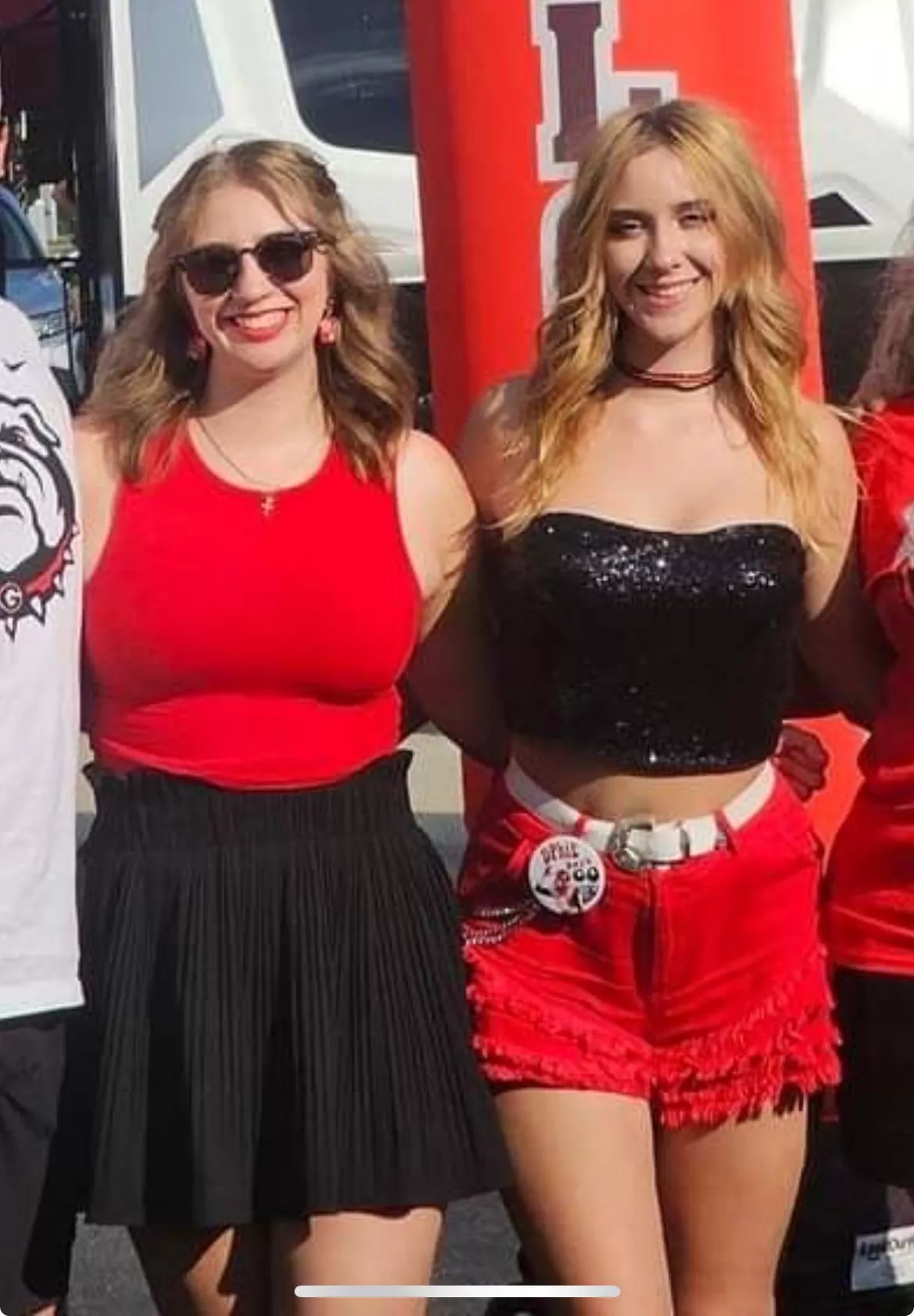 L or R Wwyd?  posted by Jax999_