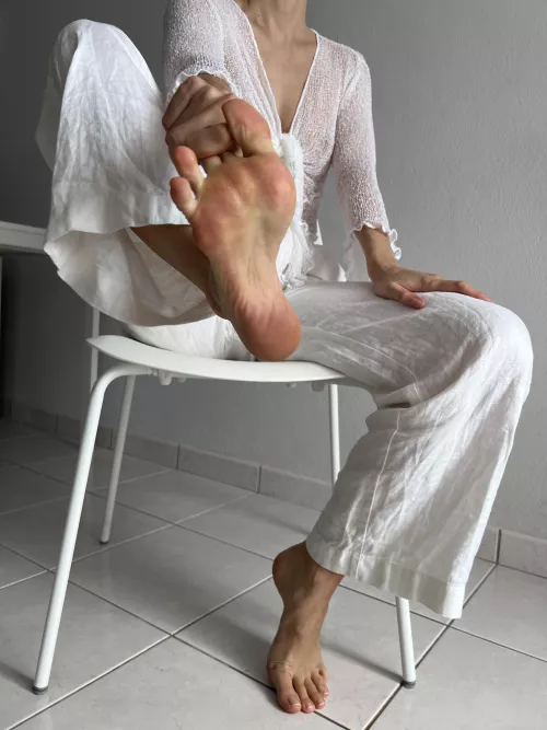 Lick them instead the lunch by prettyevilx