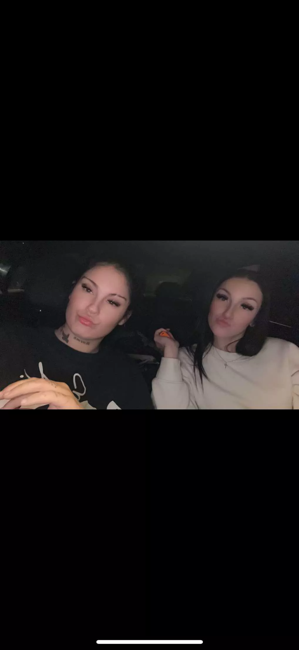 Me and my bestie looking to hookup tonight hmu if interested  posted by MissAngellady