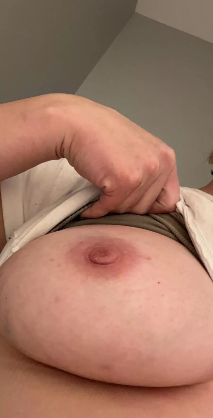 Right one this time  posted by Theshymom1141