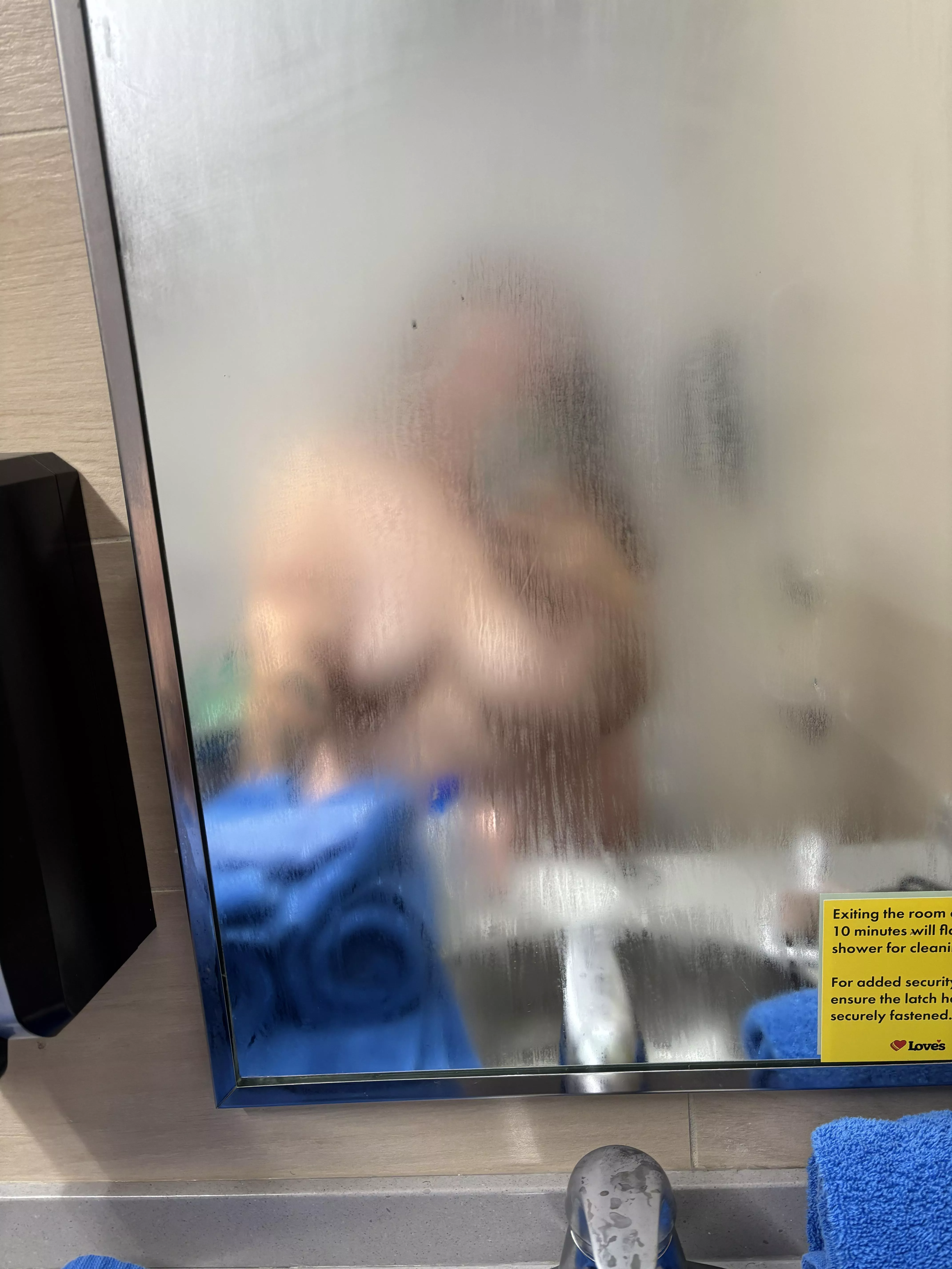 Shower Censored 🤭 posted by Finfae1130