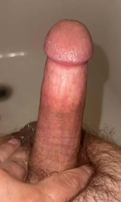 Shower time by Virtual_Daikon9511