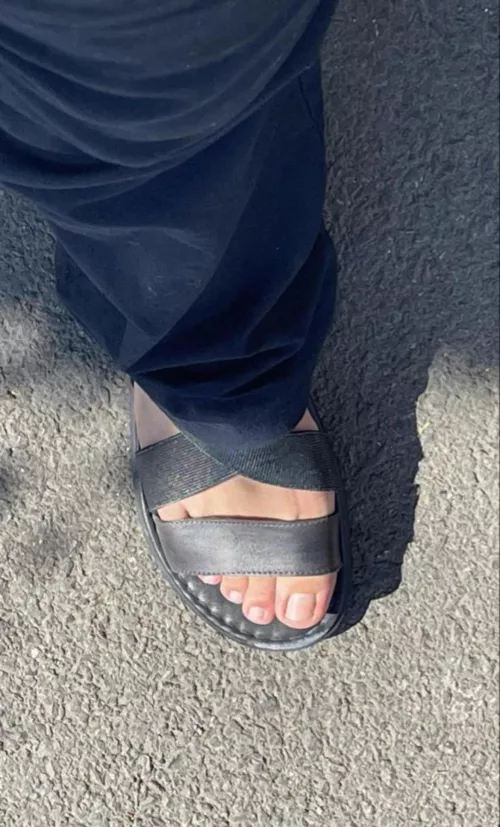 Sunny weather calls for open toed shoes  by FruttiaKatana