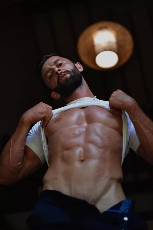 That perfect V is making my jaw drop 😍 by Historical-Arm8504