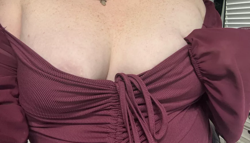 This bodysuit doesn’t want to stay up  by Hyacinth_5227