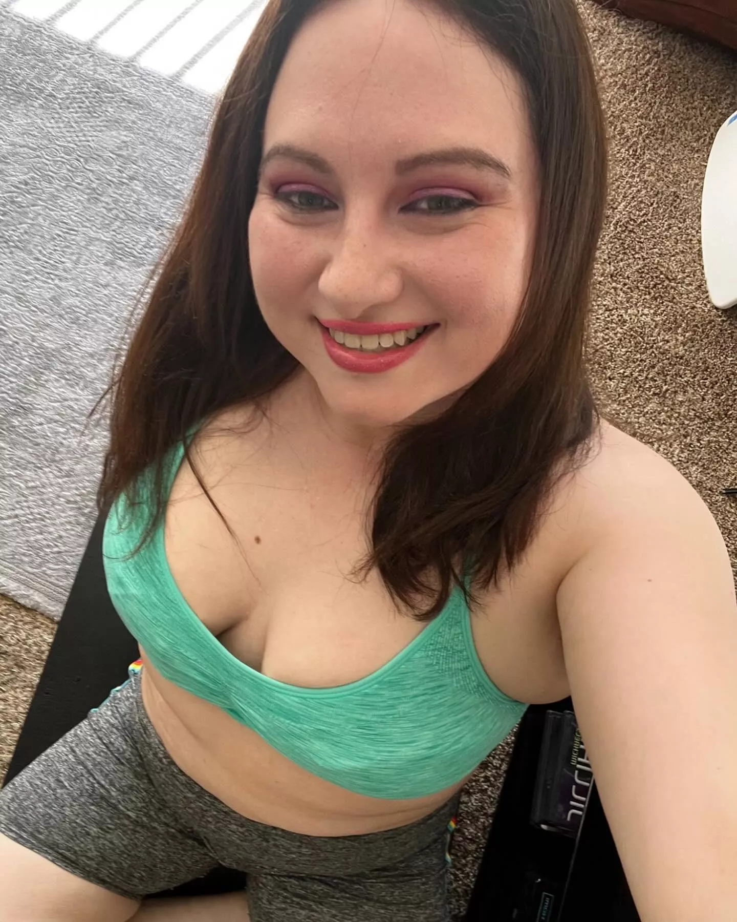 Time to stretch  posted by Mandiallday83