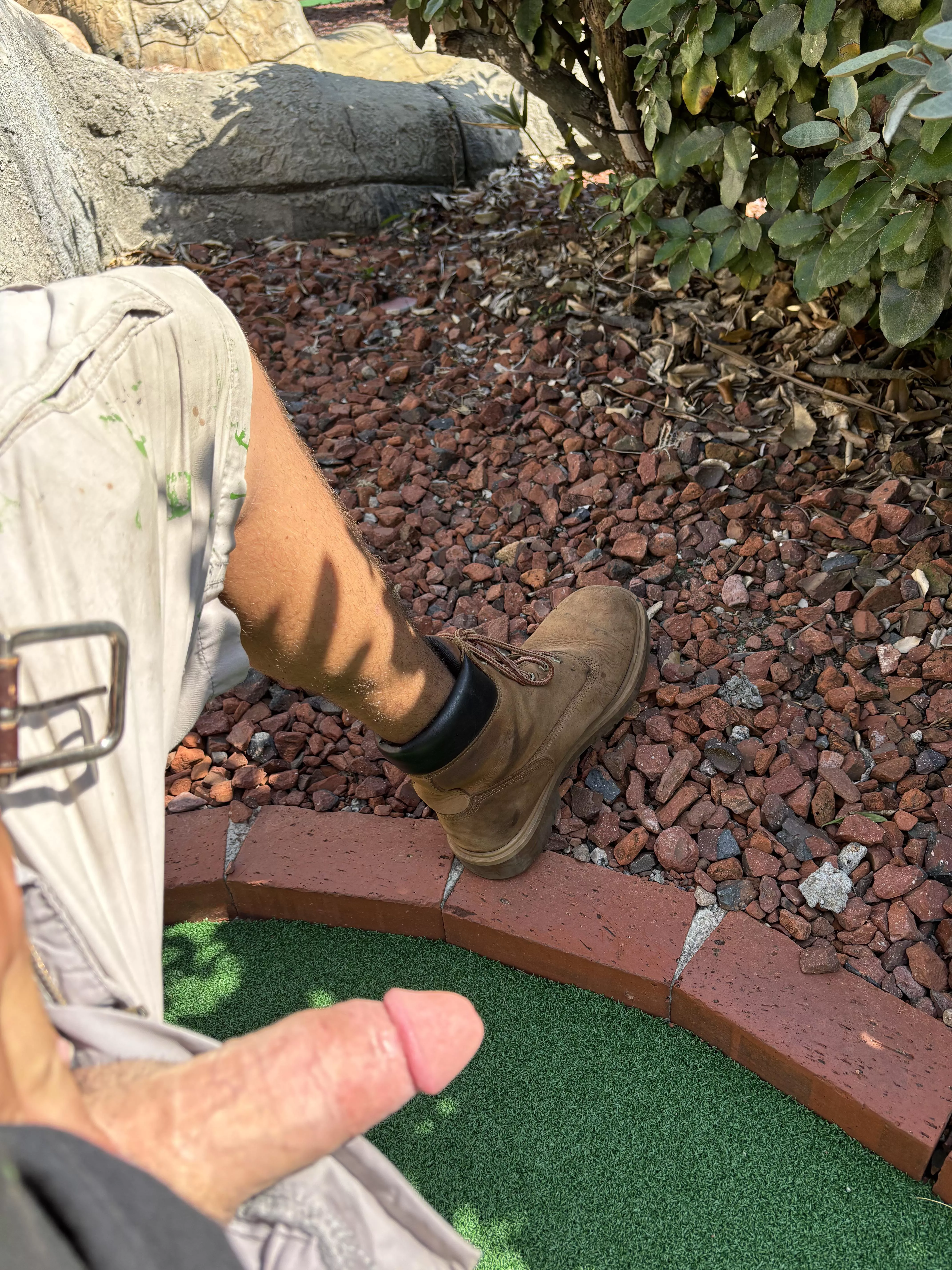 You Catch Me With My Cock Out While Doing Some Landscaping, You Stopping Me? posted by SwiggitySwooCummin4u