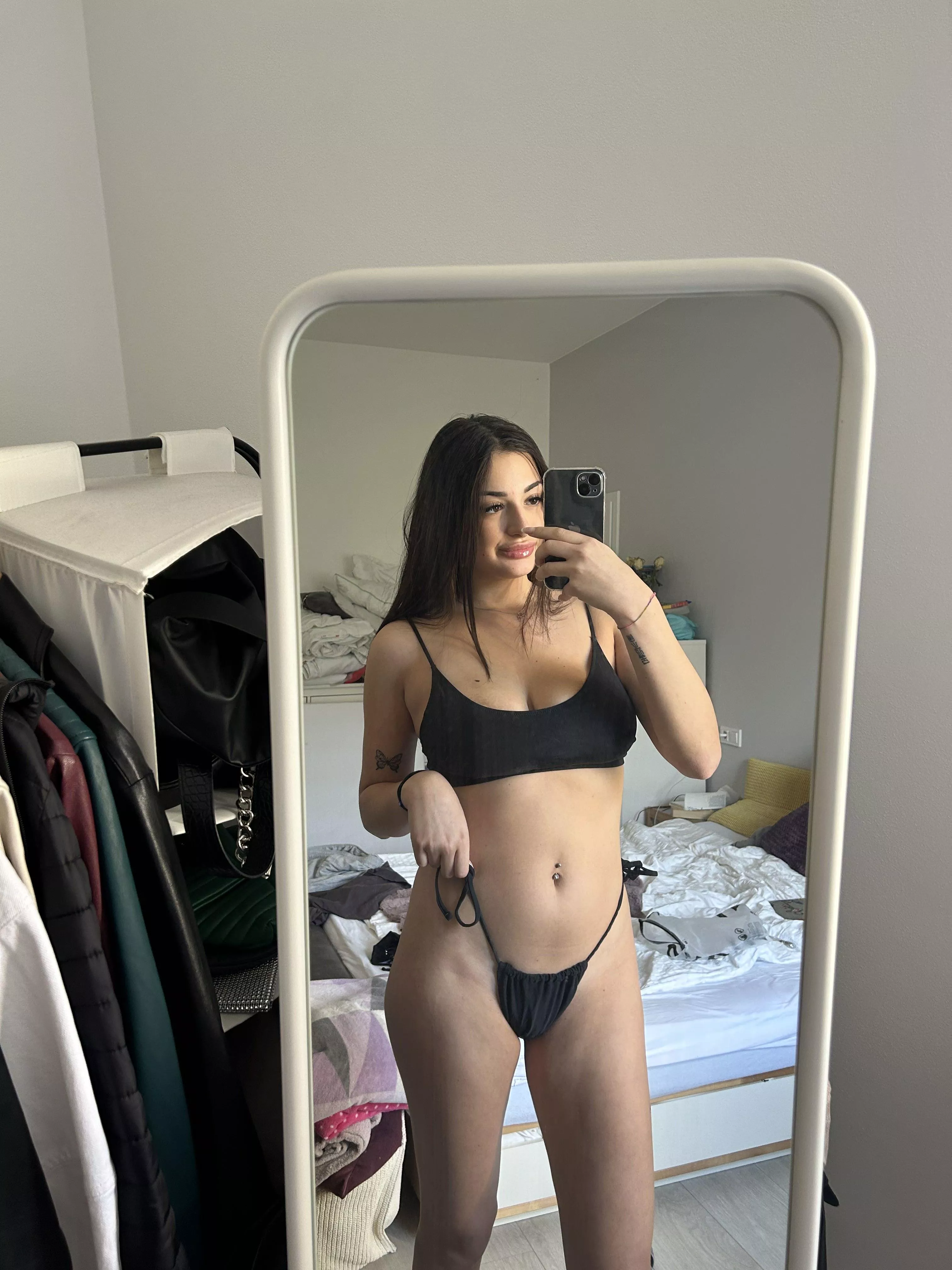 Your and my young pussy will be best friends posted by MariamSikes