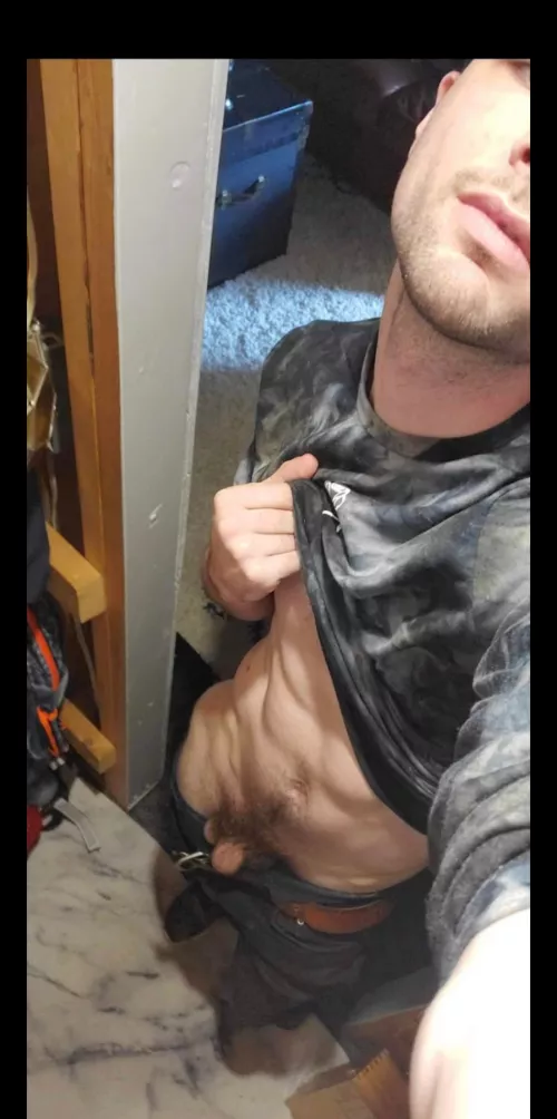 25 horny hmu geooklen  by Routine-Buy-9320