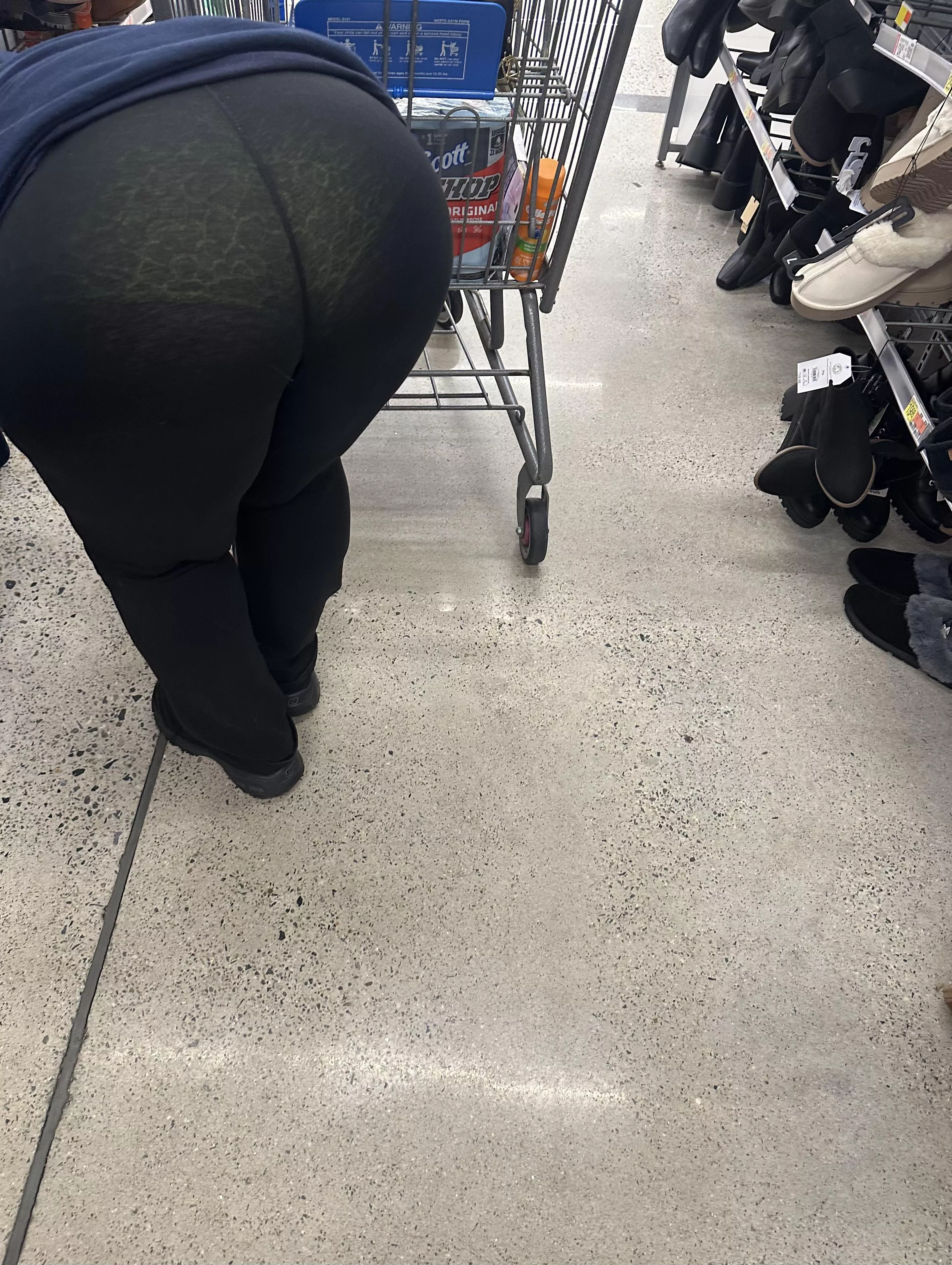 48 [F] Someone really enjoyed watching me see if this pair of slippers fit…was it you? posted by ForAdultPlaytime