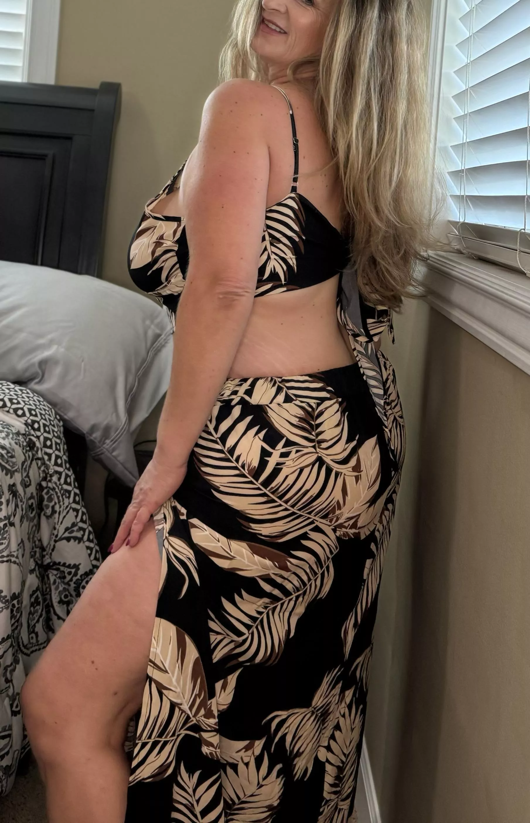 Are you cumming in or on my mom bod posted by Mskd_Mistress