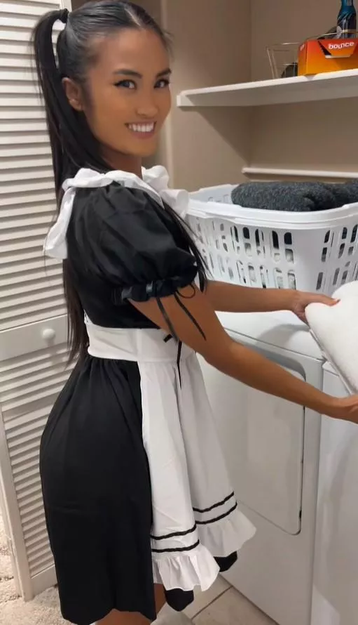 At your service, with a smile. posted by sunshinemaidxo