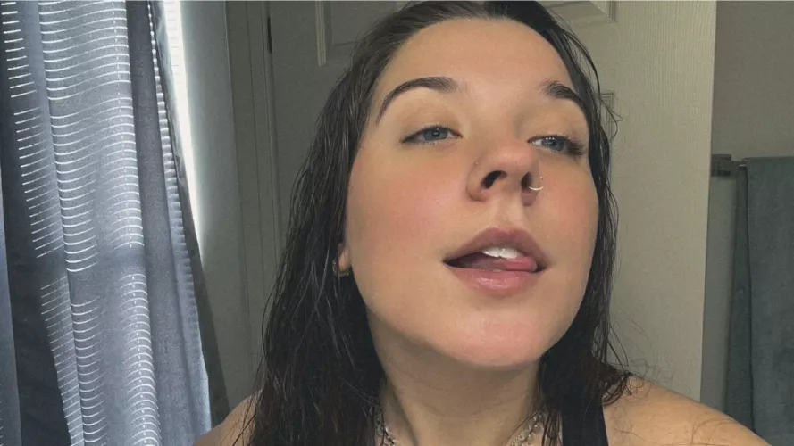 being sick doesn’t stop me from robbing those little wallets gooners 💋 by PrincessTootsH