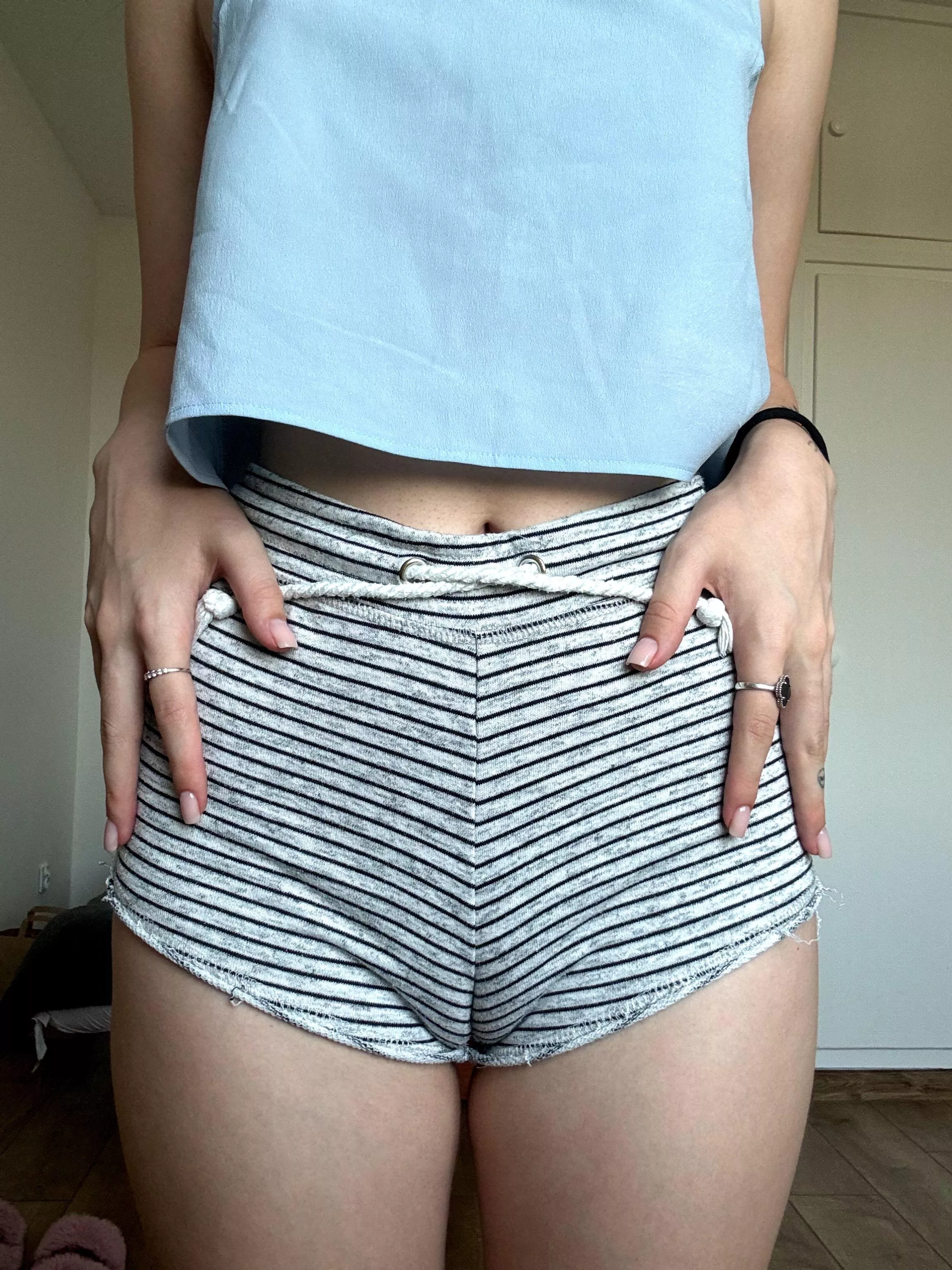 Camel toe and tiny shorts posted by LeddyPink