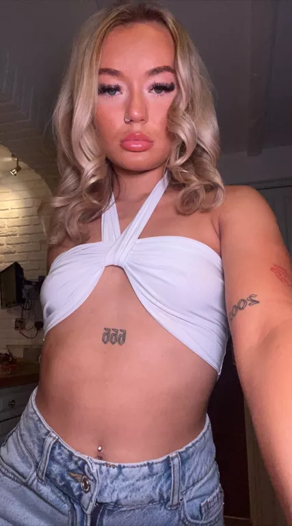 Can I be you fun naughty doll posted by Majesticc_Mermaid