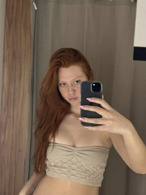 Casual cleavage  by Donttellyourgirlfrie