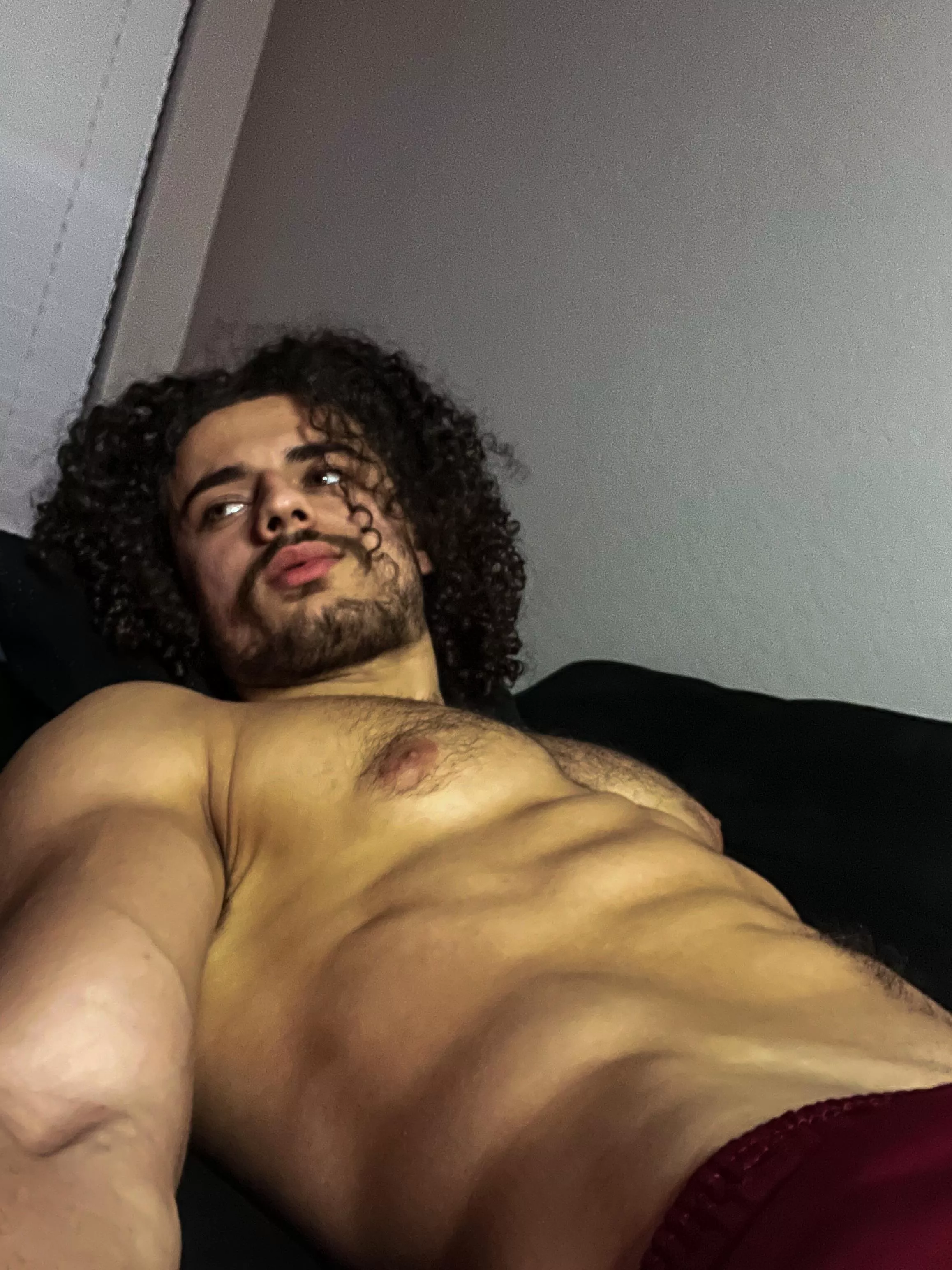 Close up of the V posted by AnthonyPParis