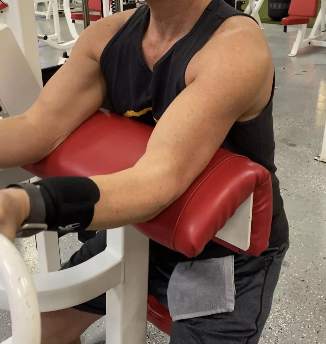 Discreet dick sucking pro.  posted by Commercial-Ad2230