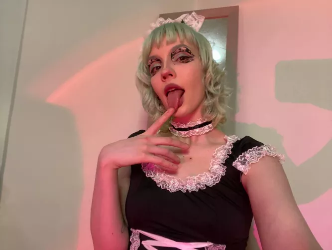 don't you need a cleaning lady? by Manager_peoplee